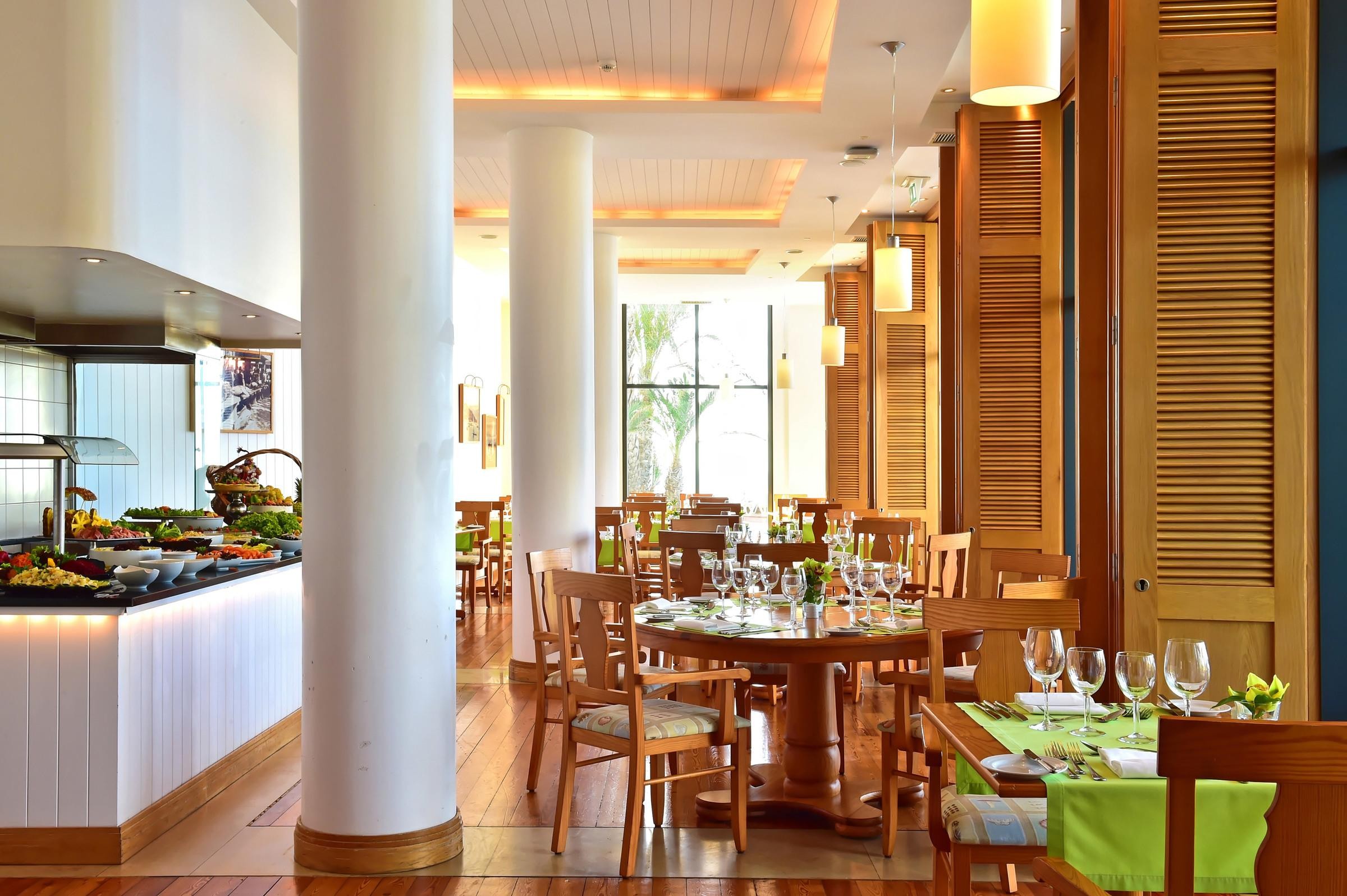 Pestana Grand Premium Ocean Resort 8