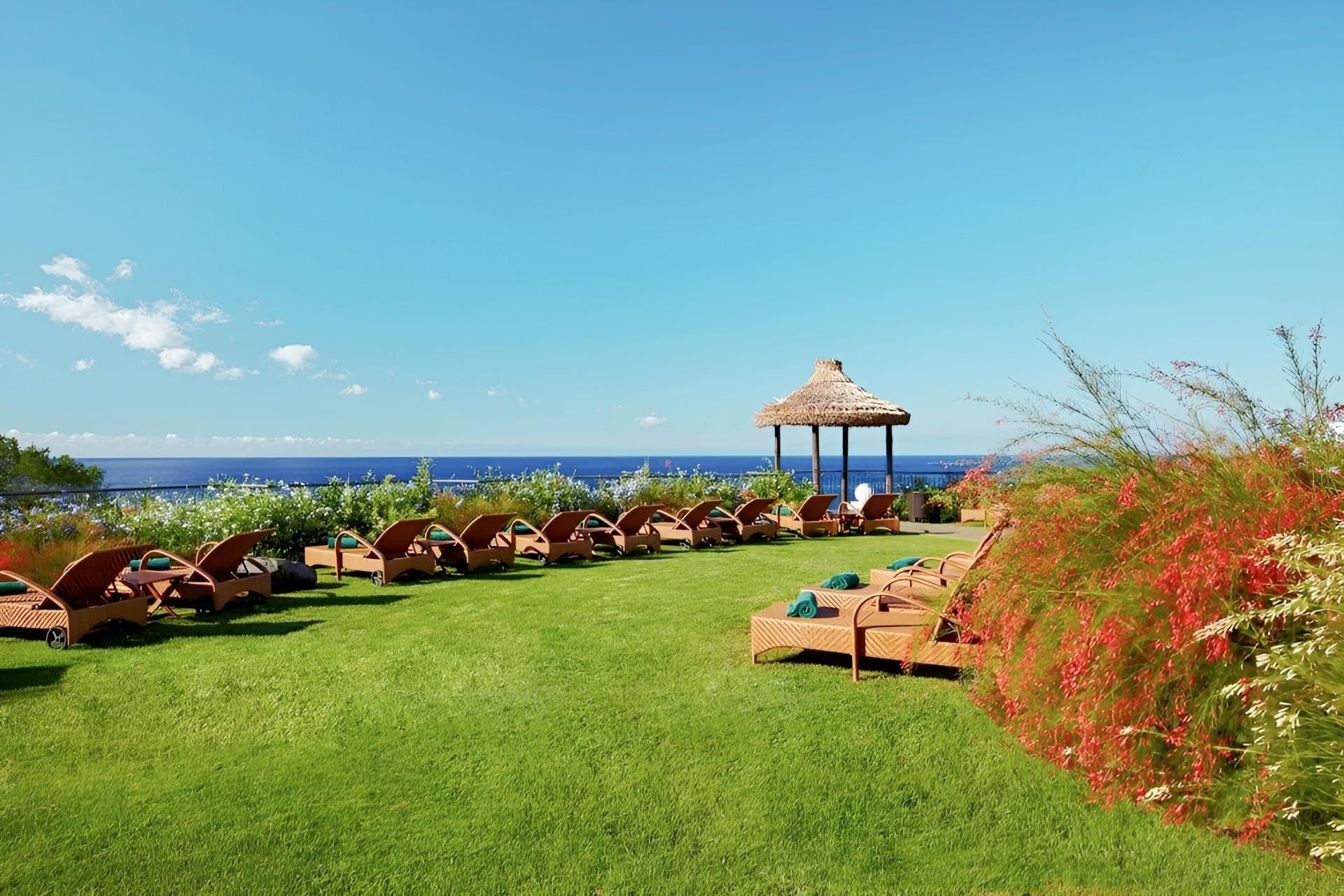 Suite Hotel Eden Mar 10