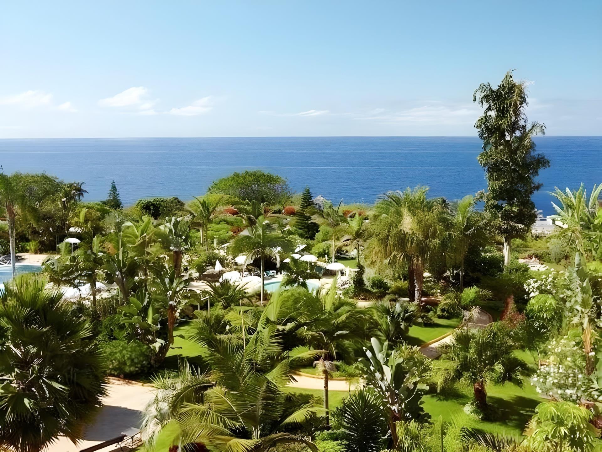 Suite Hotel Eden Mar 9