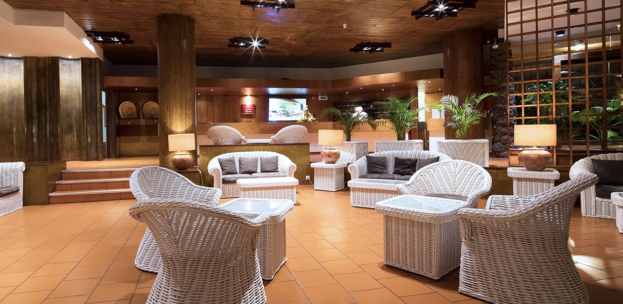 Dom Pedro Madeira 16