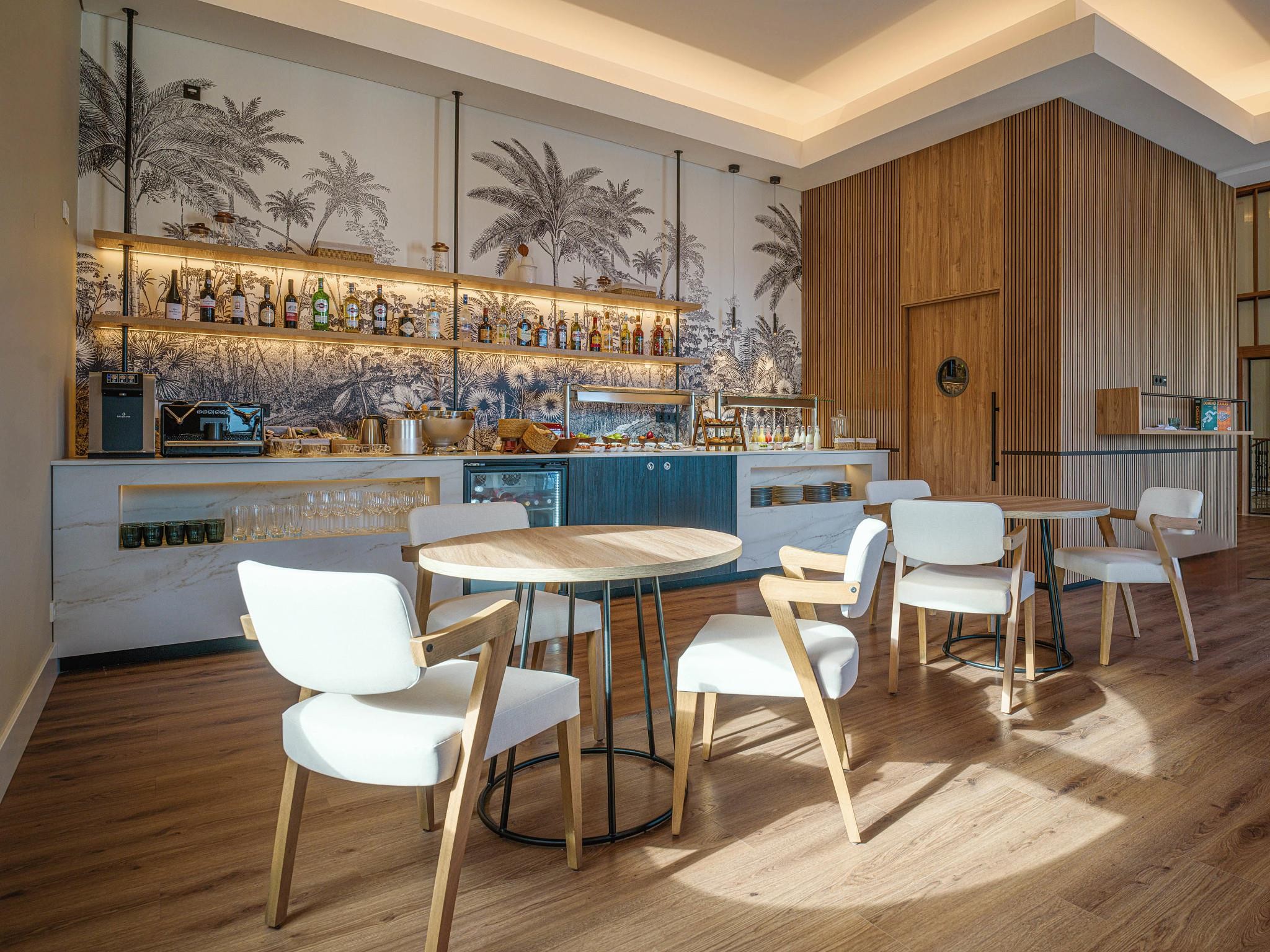 Dreams Madeira Resort SPA & Marina 11