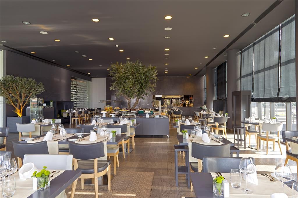 Melia Braga Hotel and Spa 6