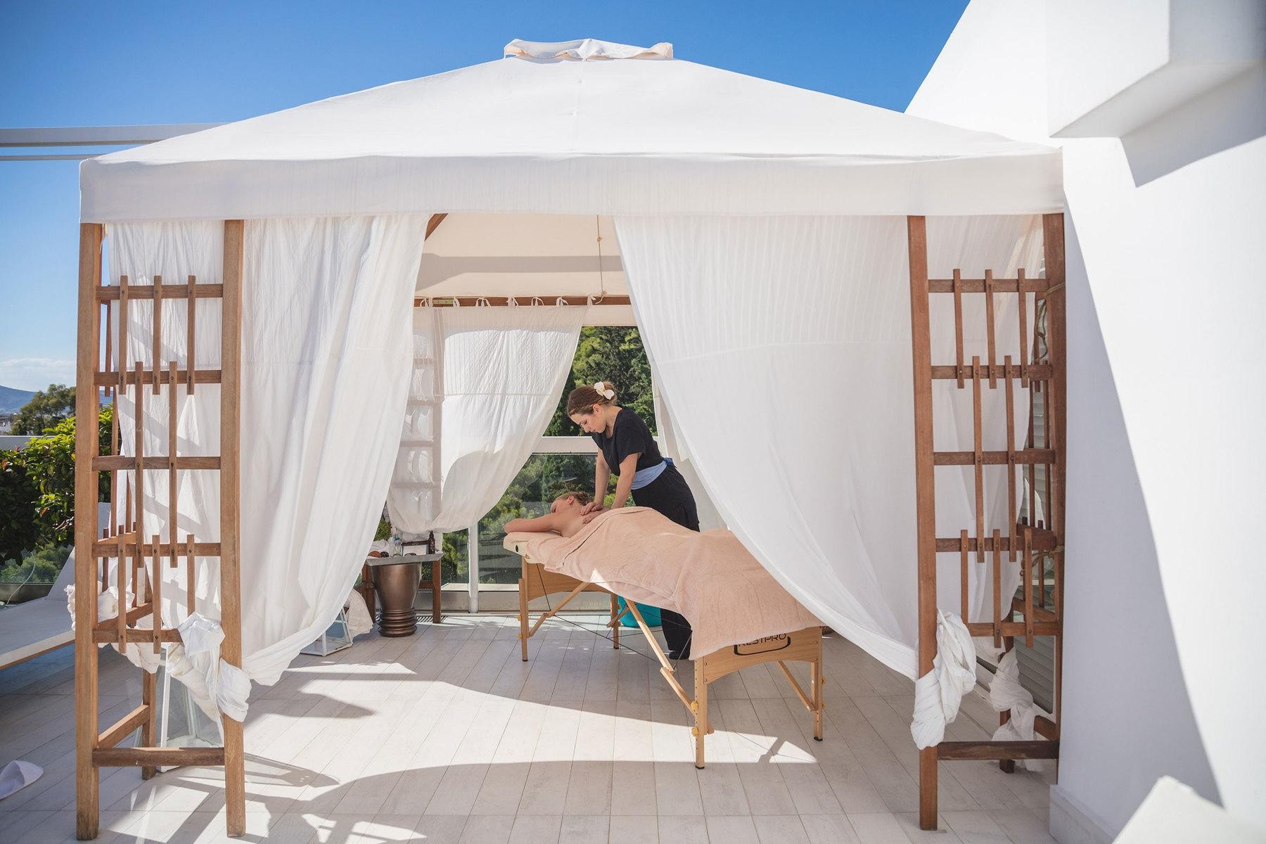 St. George Lycabettus Lifestyle 18