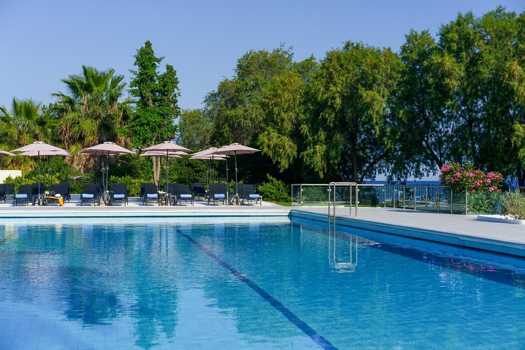 Calamos Beach Family Club Hotel 12