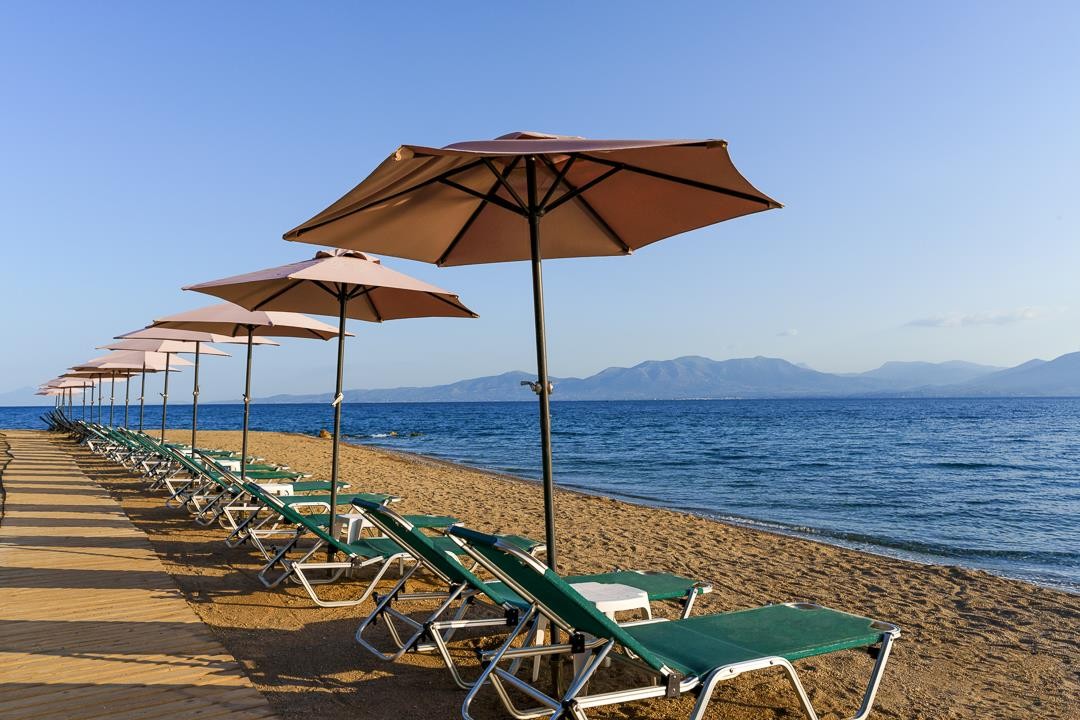 Calamos Beach Family Club Hotel 9