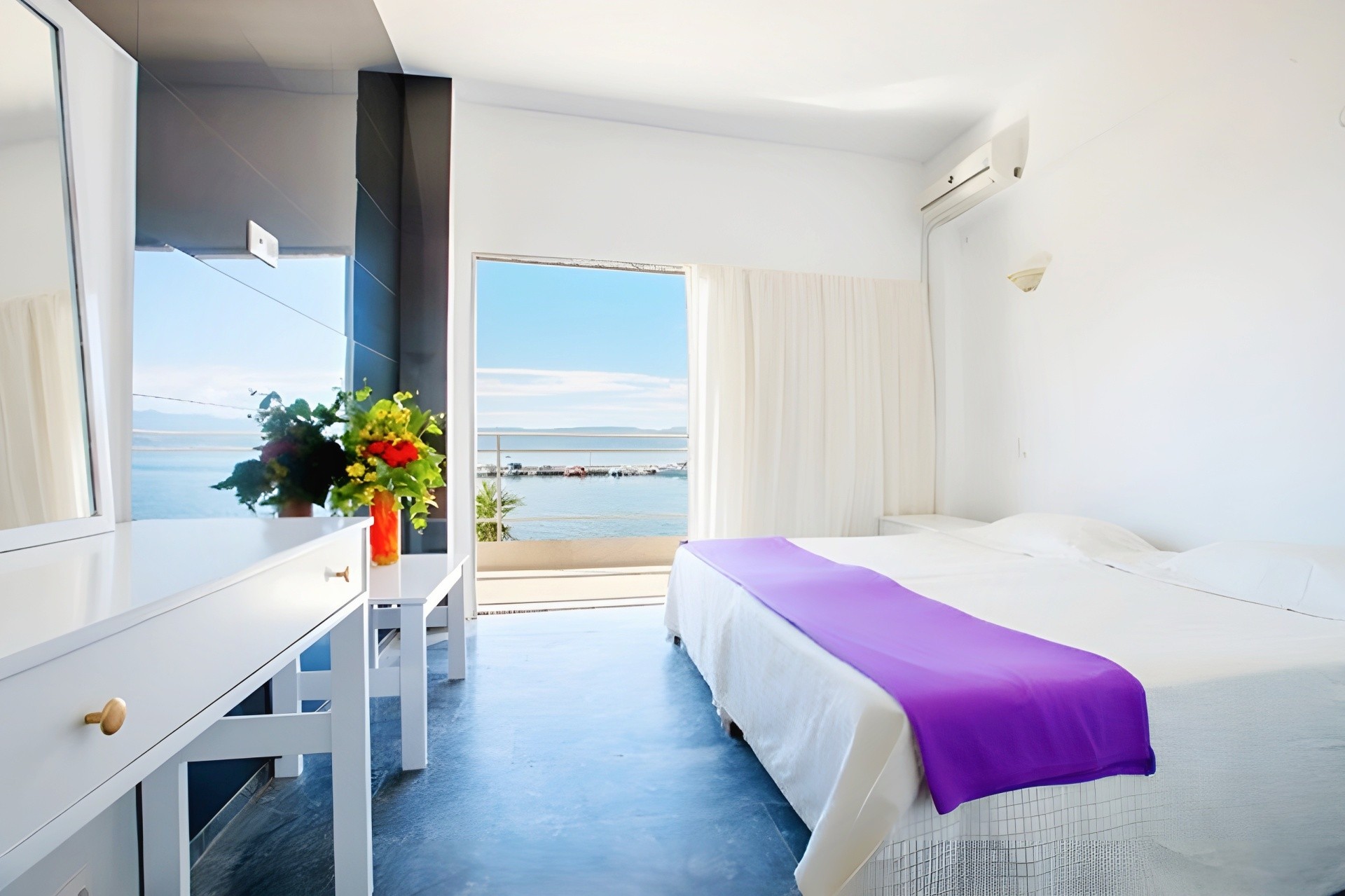 Porto Evia Boutique Hotel