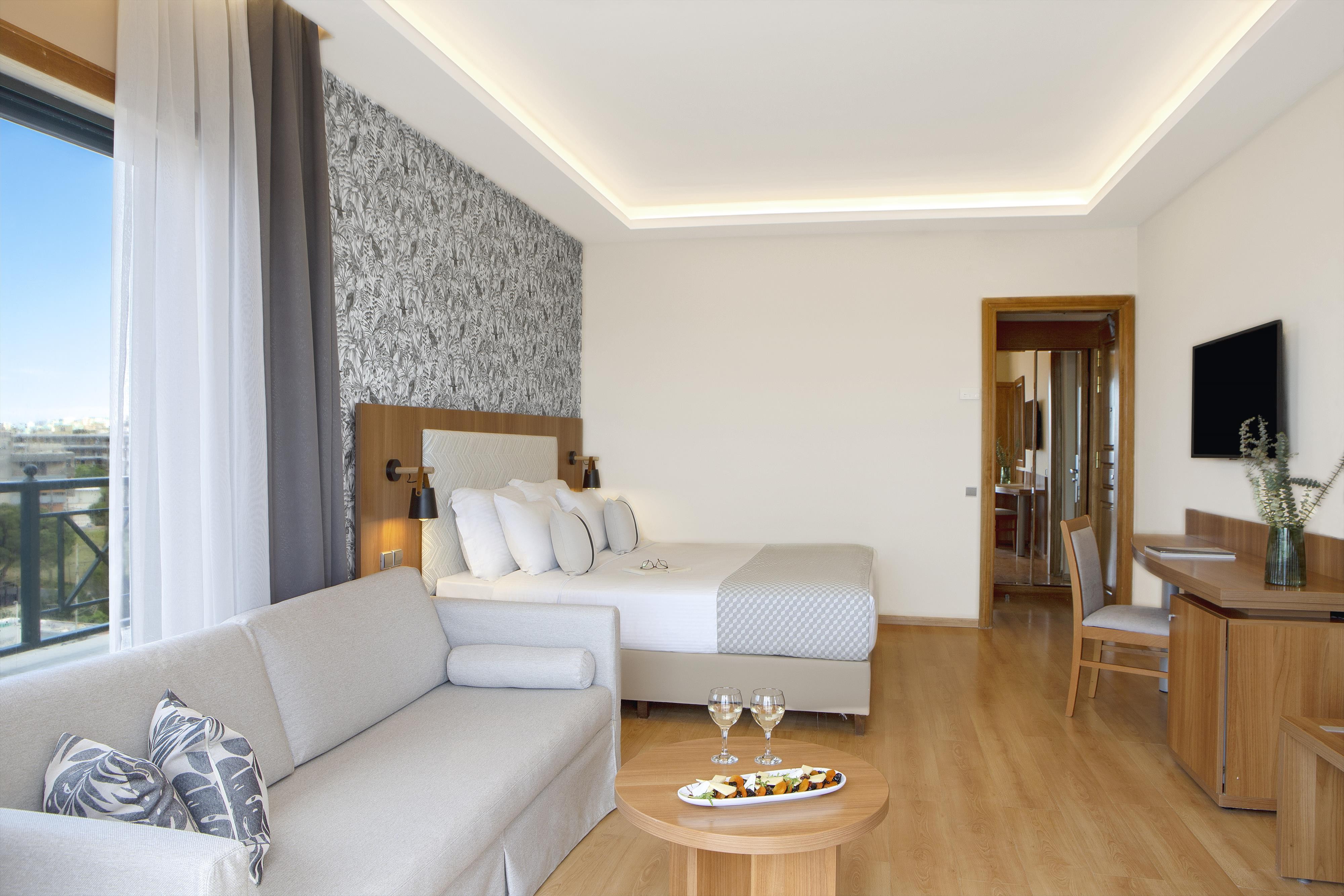 Ramada Attica Riviera 11