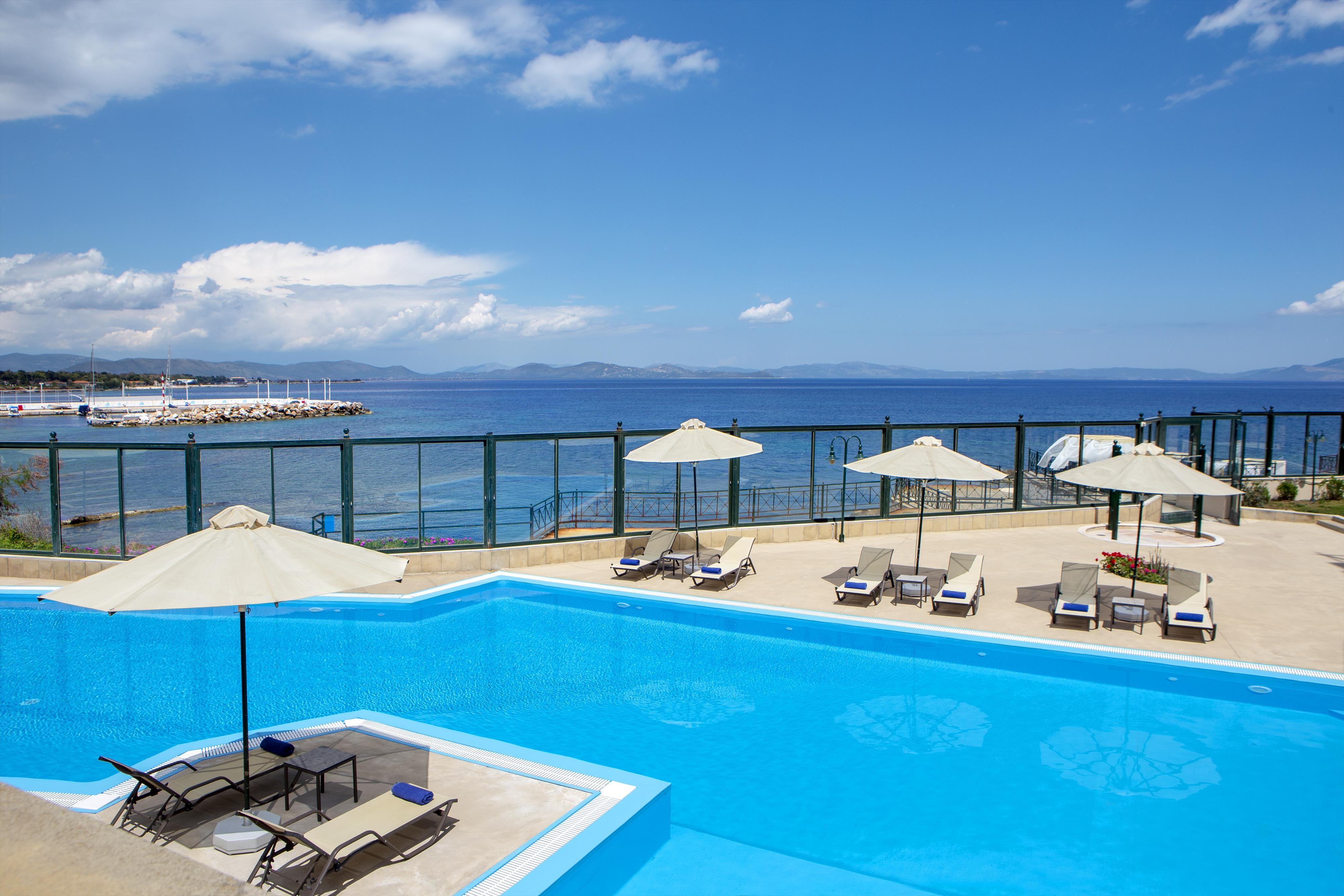 Ramada Attica Riviera 13