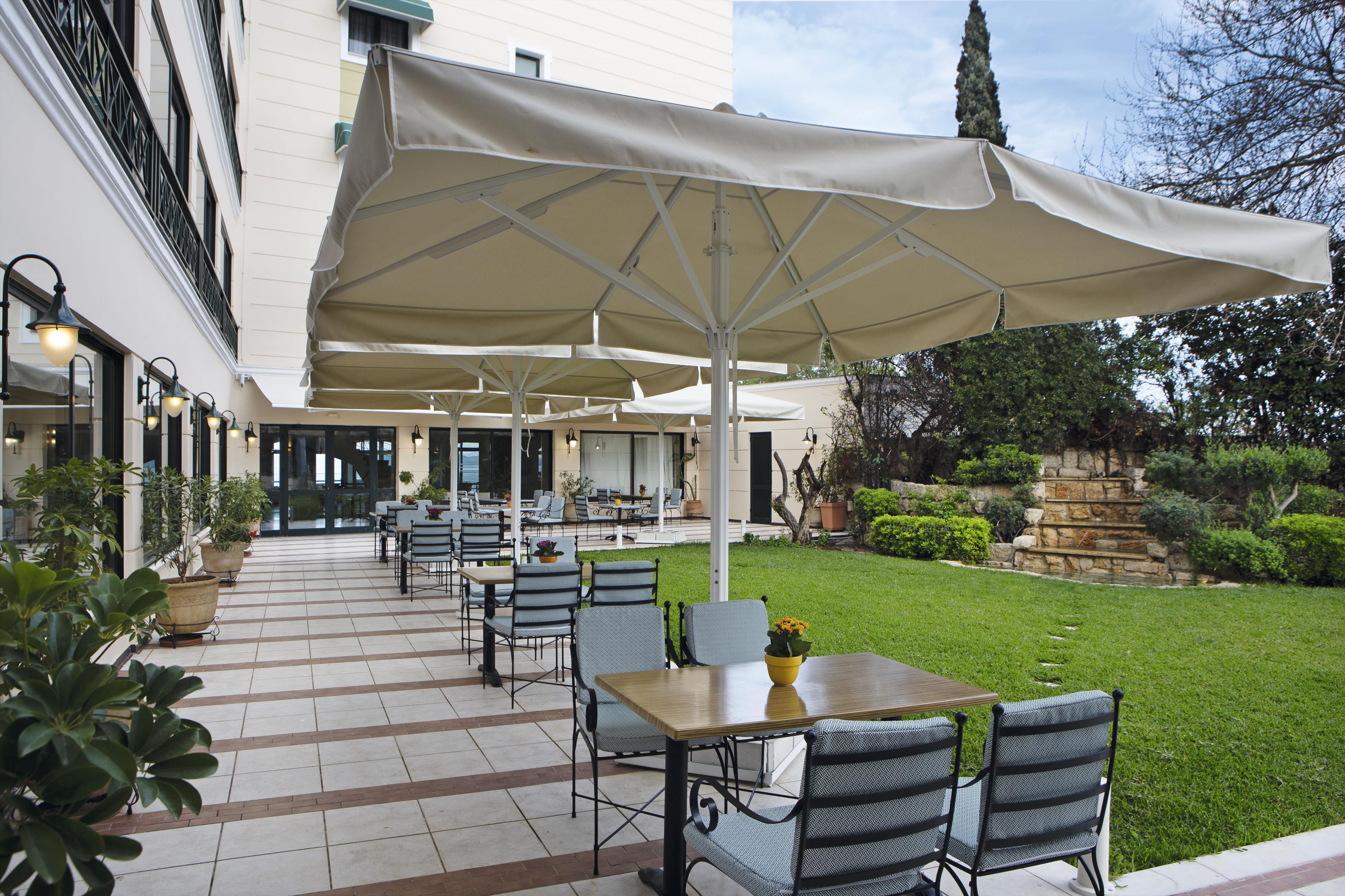 Ramada Attica Riviera 20