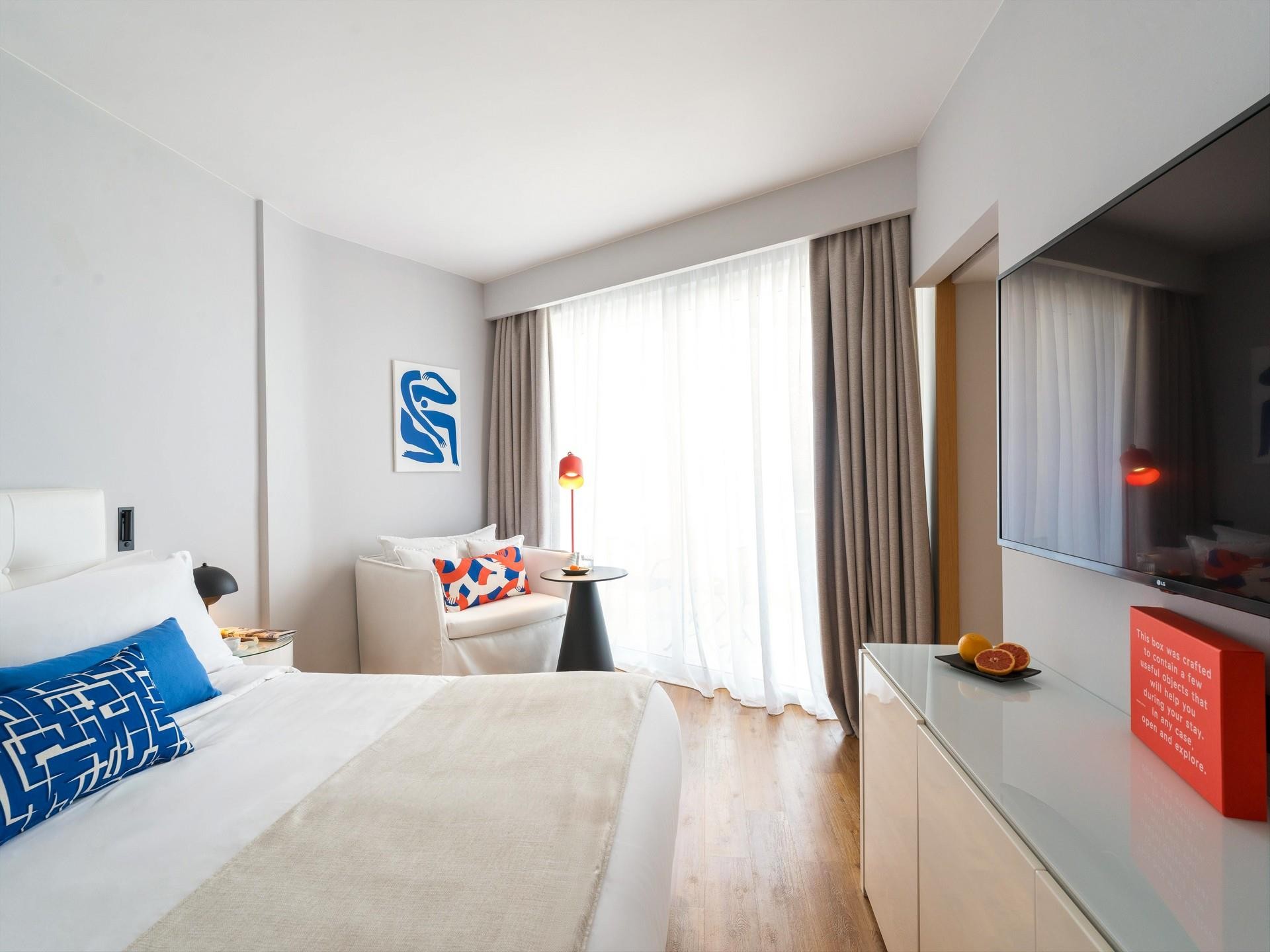 Domes Noruz Kassandra 13