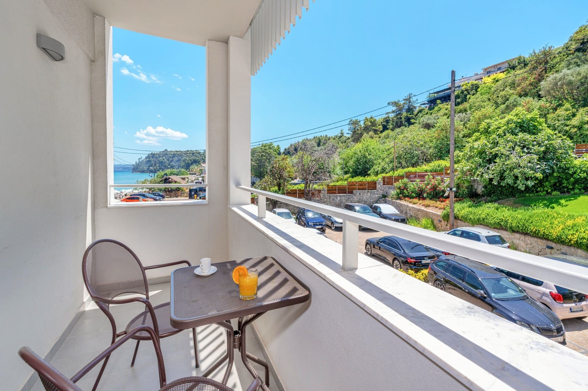 Ammon Zeus Luxury Beach Hotel 9