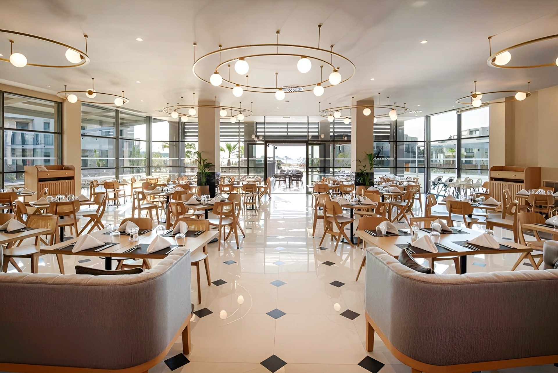 Portes Lithos Luxury Resort 16