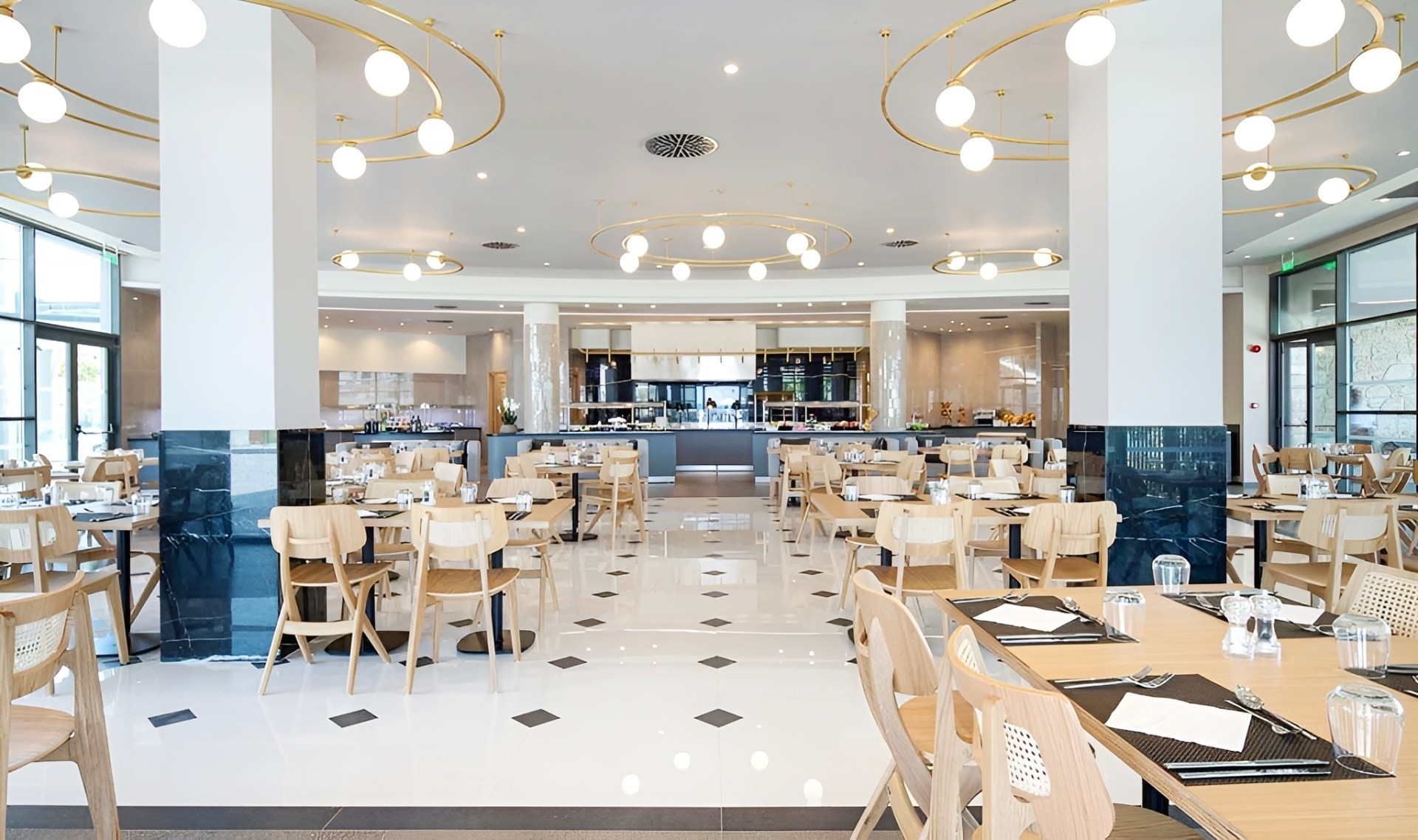 Portes Lithos Luxury Resort 18