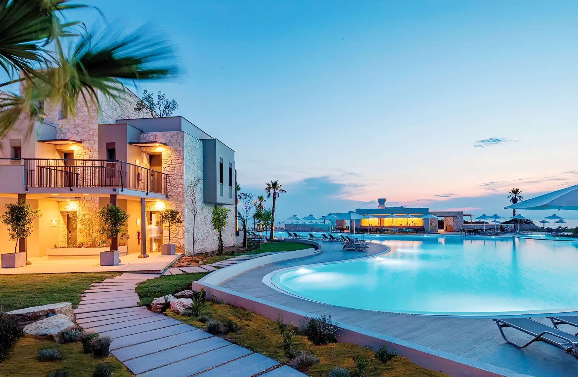 Portes Lithos Luxury Resort 20