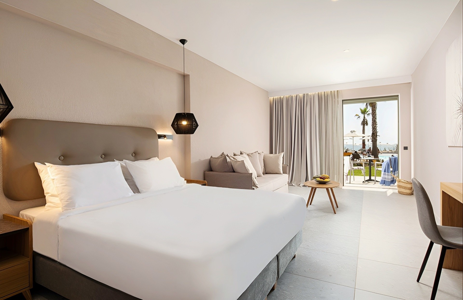 Portes Lithos Luxury Resort 6