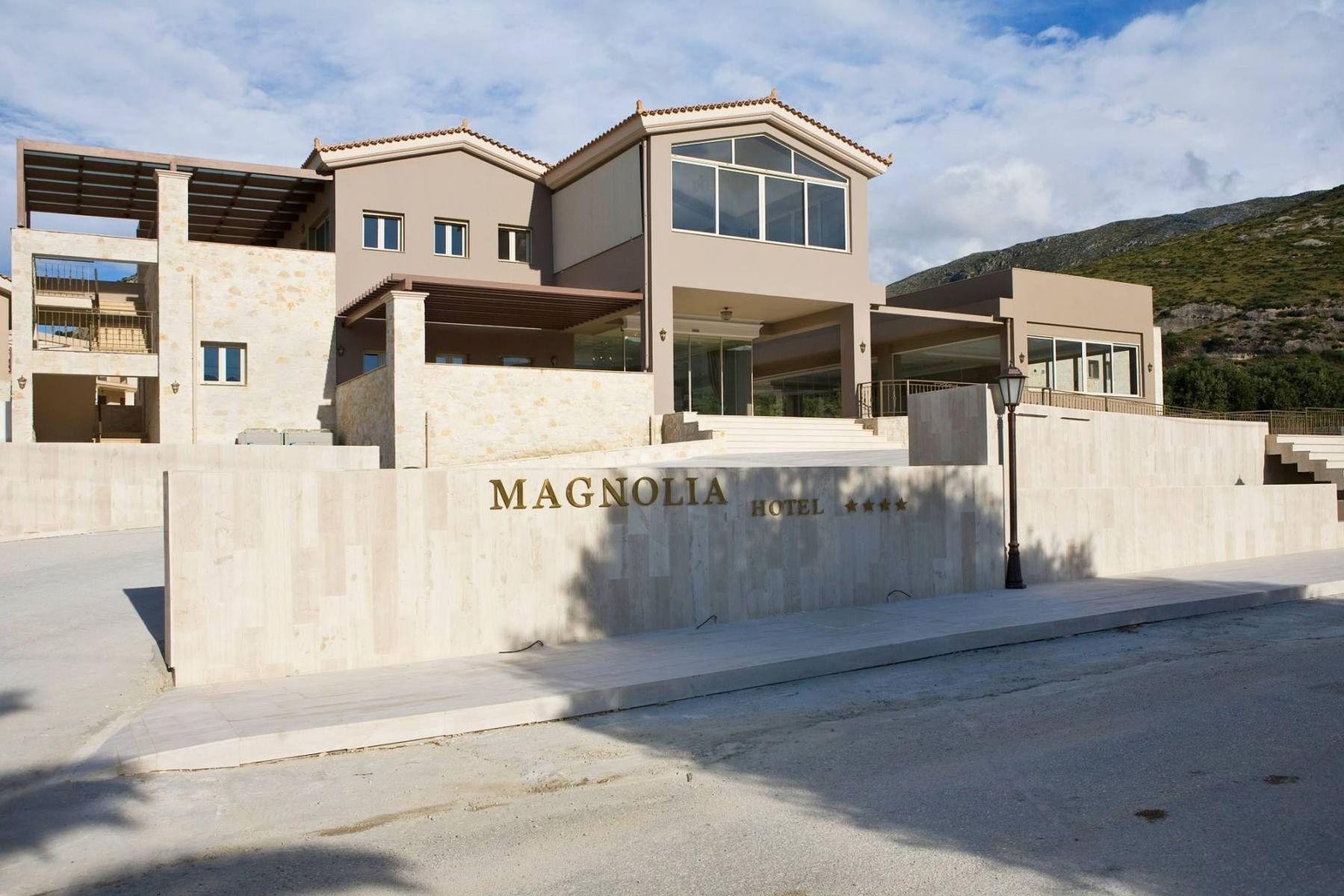 The Magnolia Resort 13