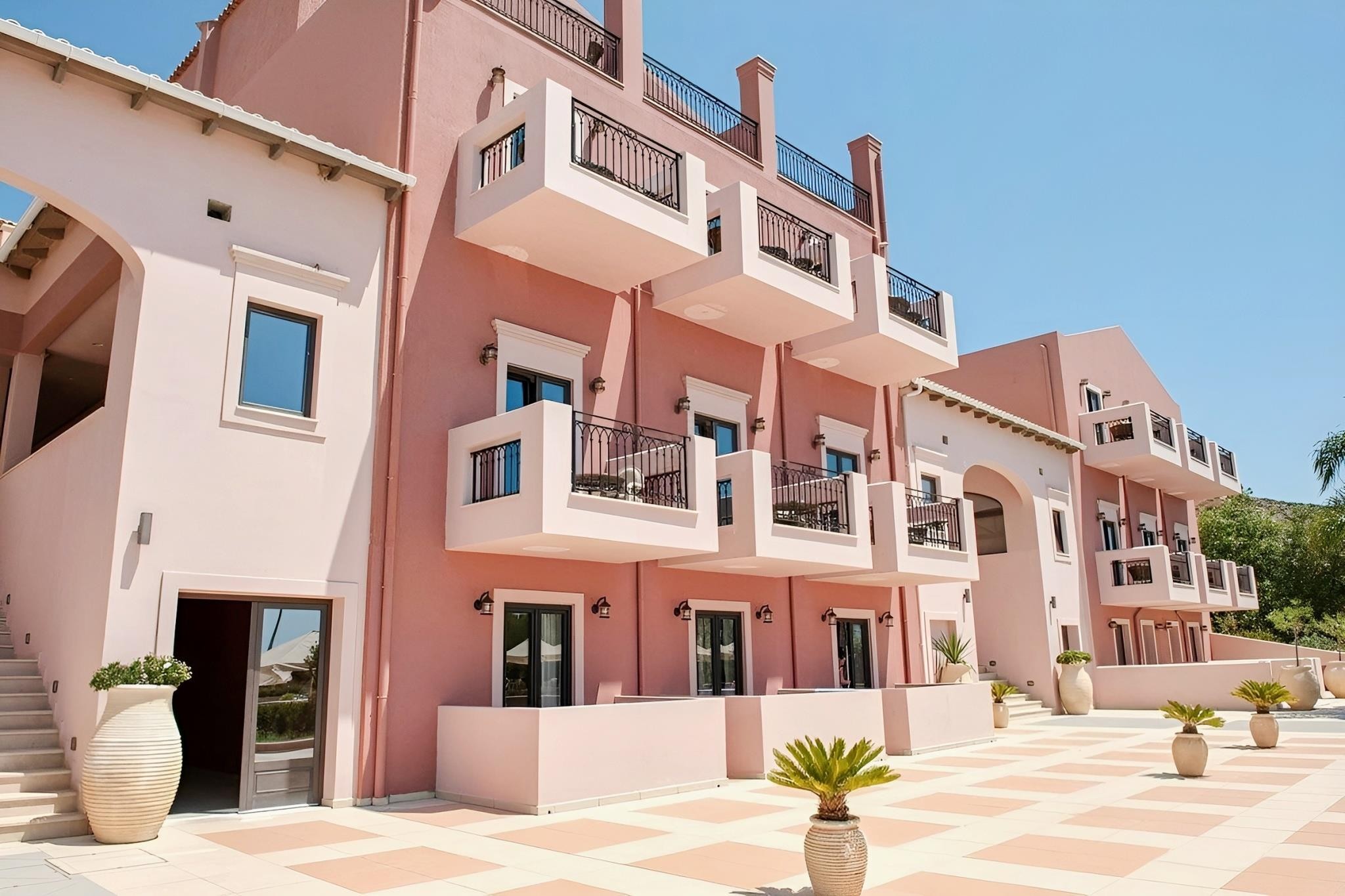 Utopia Resort & Spa 17