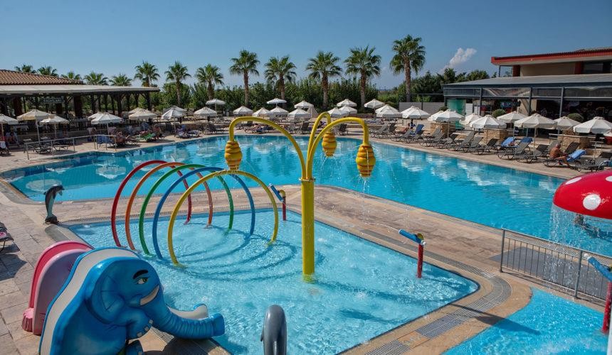 Apollonion Asterias Resort & Spa 14