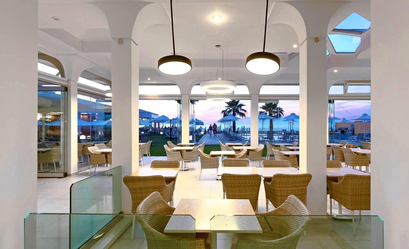 Acharavi Beach Hotel 20