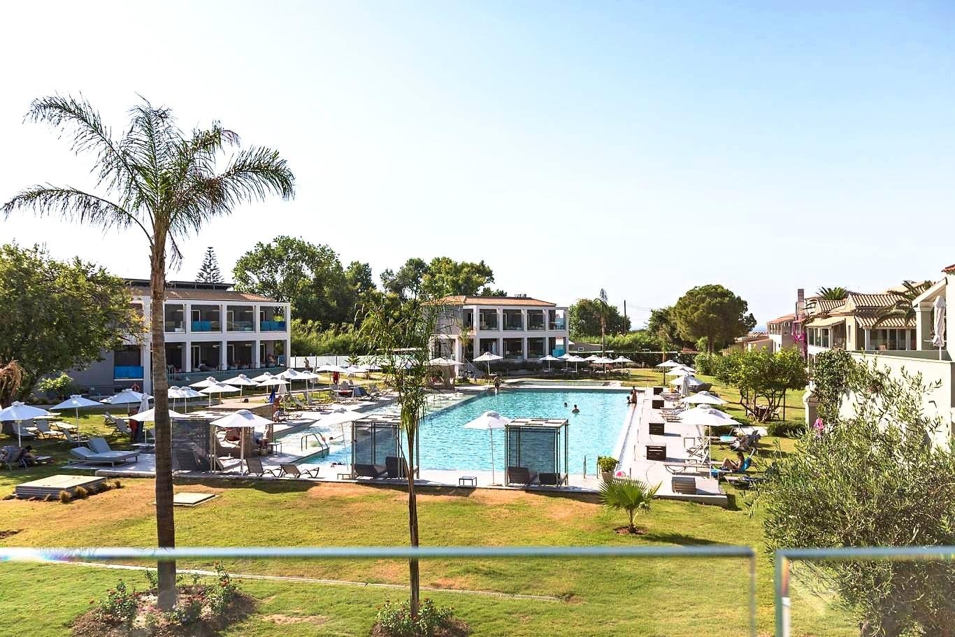 Acharavi Beach Hotel 5