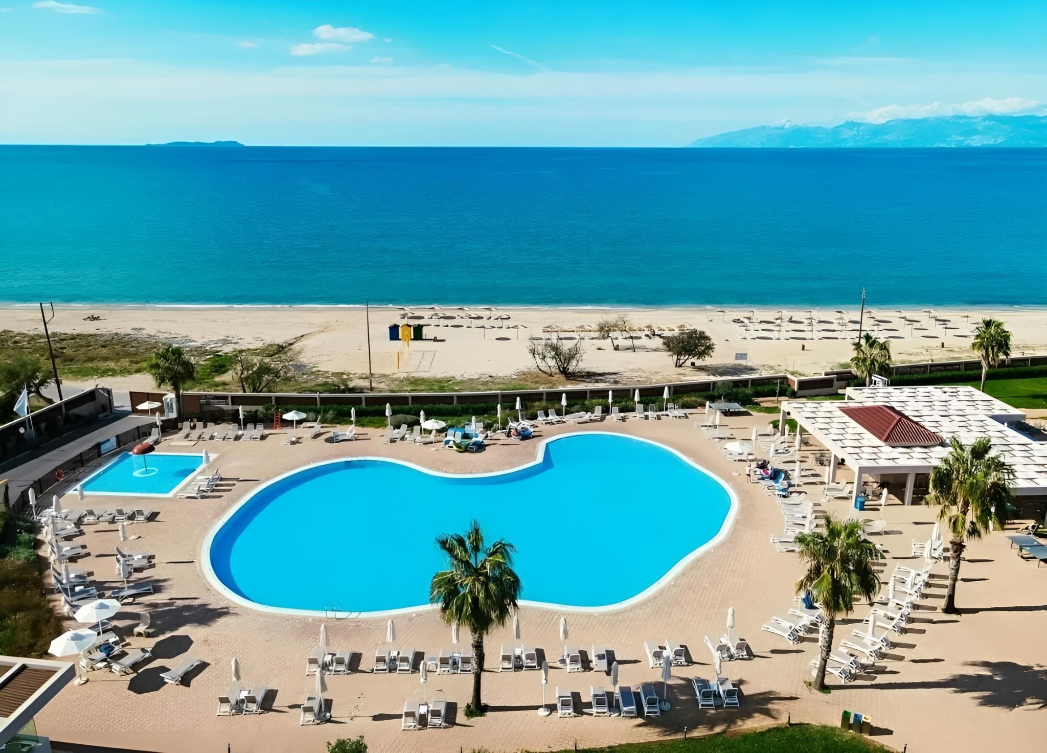 Almyros Beach Resort & SPA 21