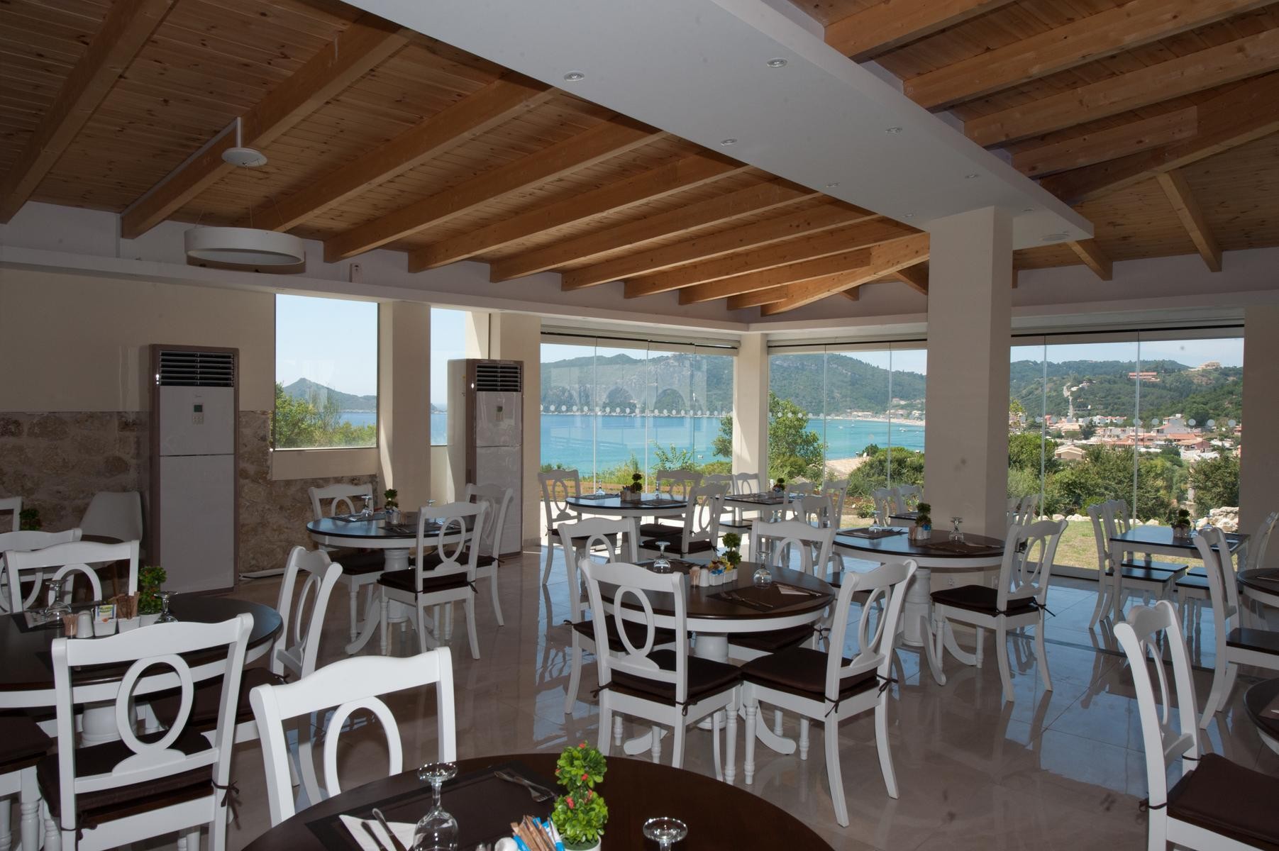 Porto Demo Boutique 13