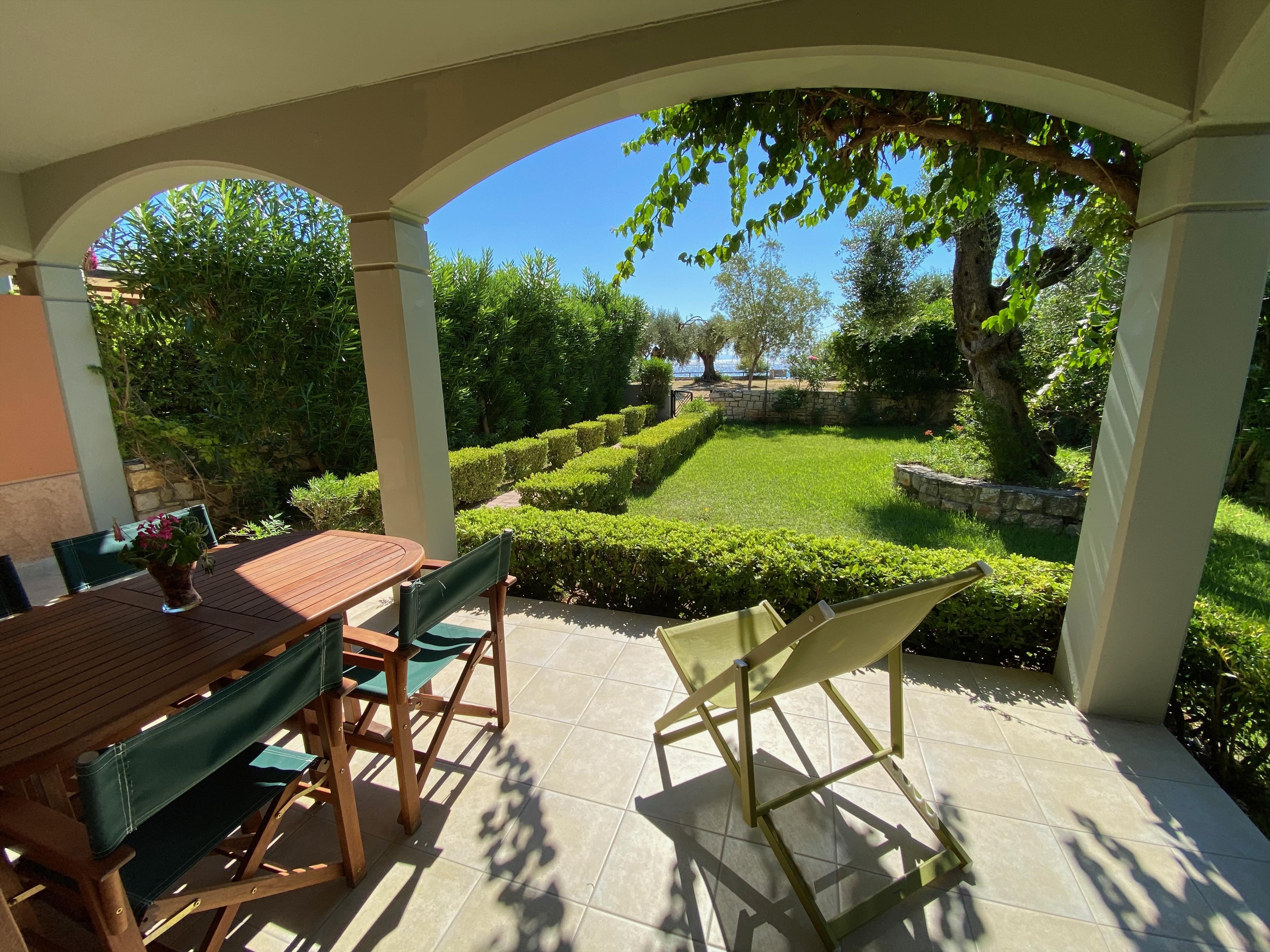 La Riviera Barbati Apartments 23