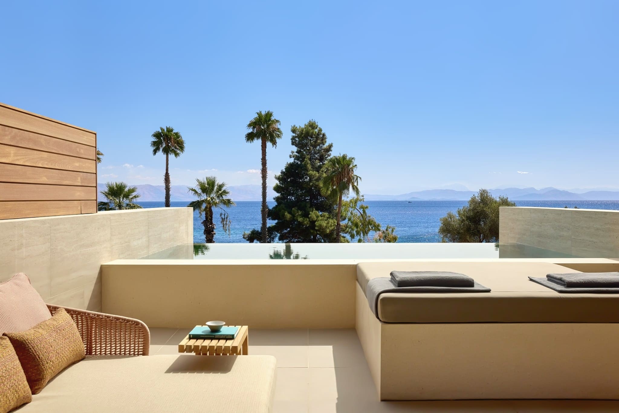 Avali, Mar-Bella Collection 8