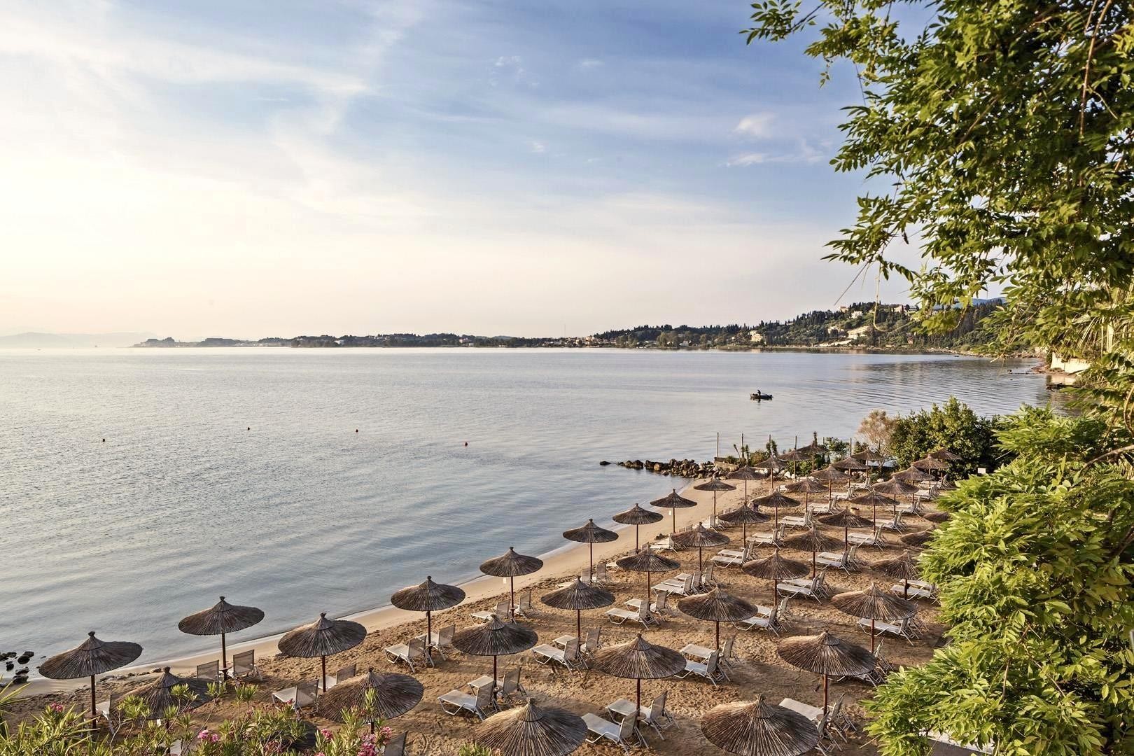 Kontokali Bay Resort & Spa 12