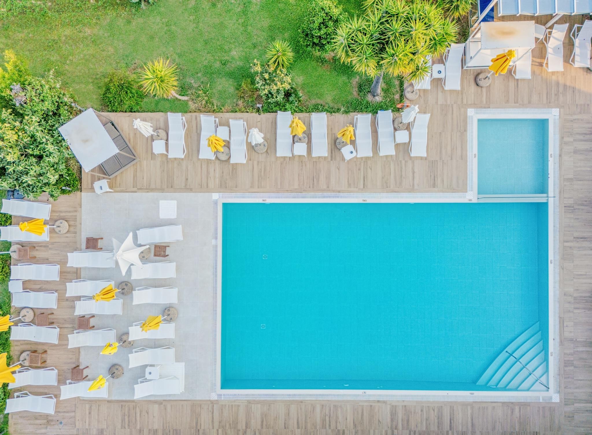 Nasos Hotel & Resort