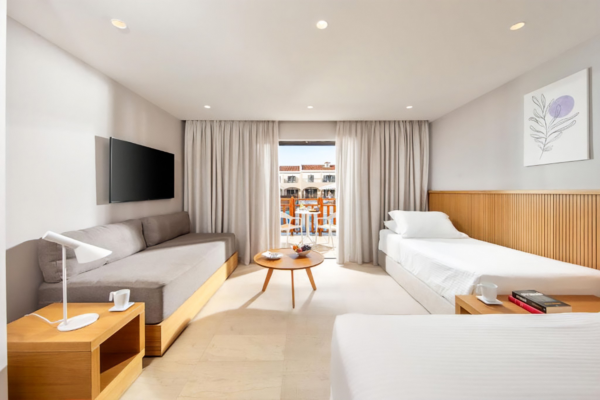 Roda Beach Resort & SPA 29