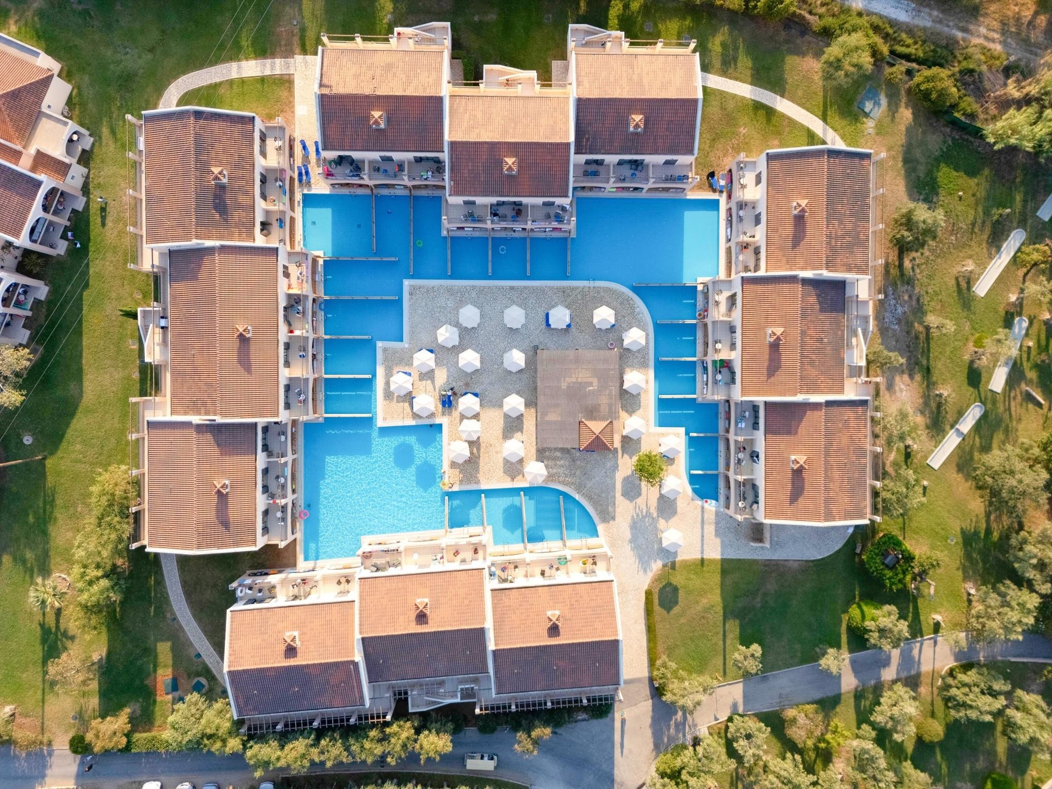 Roda Beach Resort & SPA 30