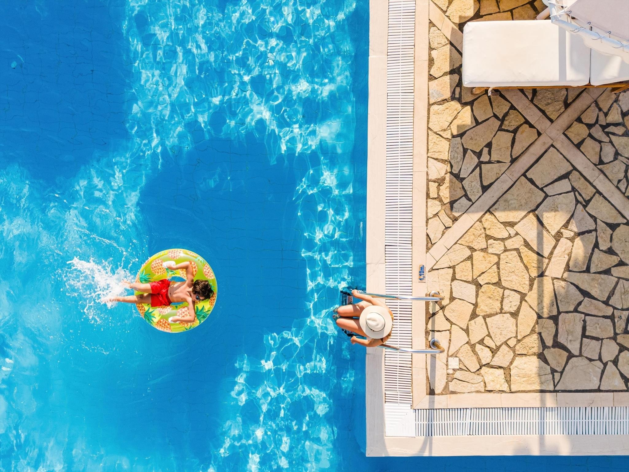 Roda Beach Resort & SPA 32