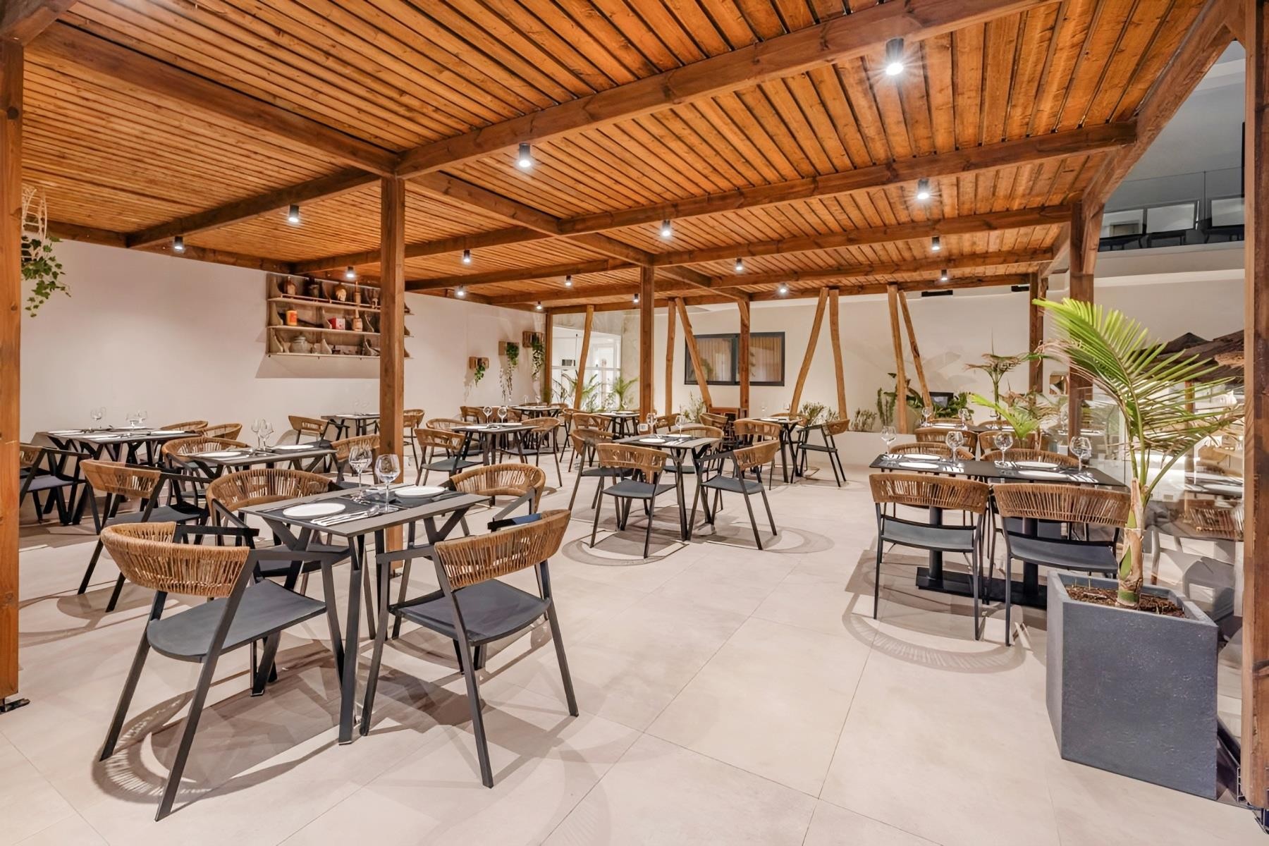 Cabana Blu Lifestyle Boutique hotel & Suites 22