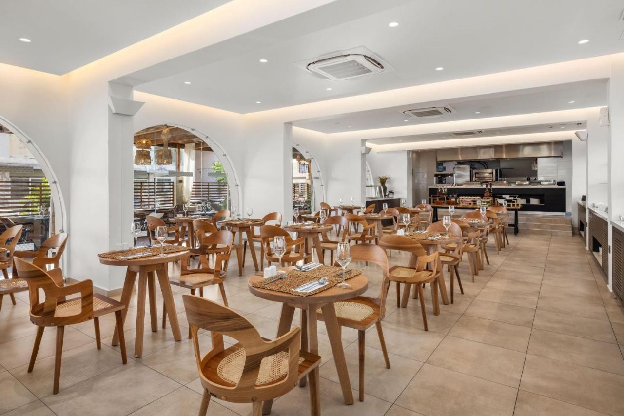 Cabana Blu Lifestyle Boutique hotel & Suites 9