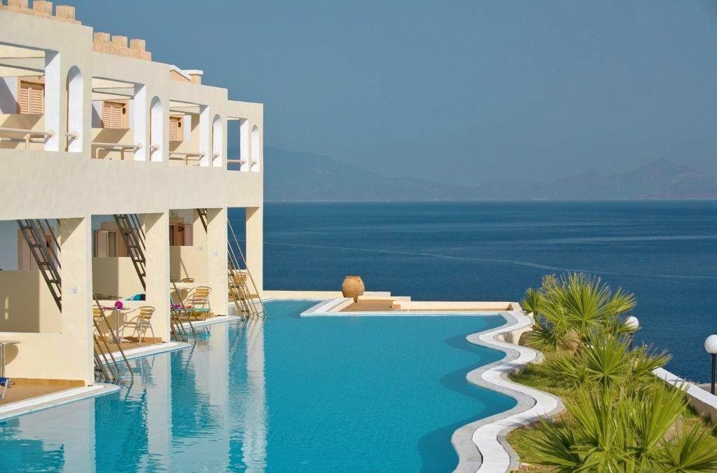 Canvas by Mitsis Family Village