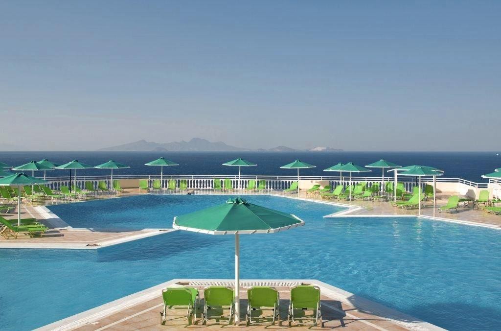 Canvas by Mitsis Family Village 8