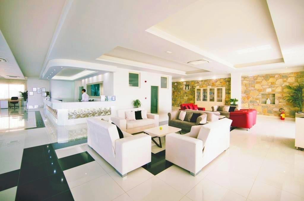 Grand Blue Beach Hotel 12