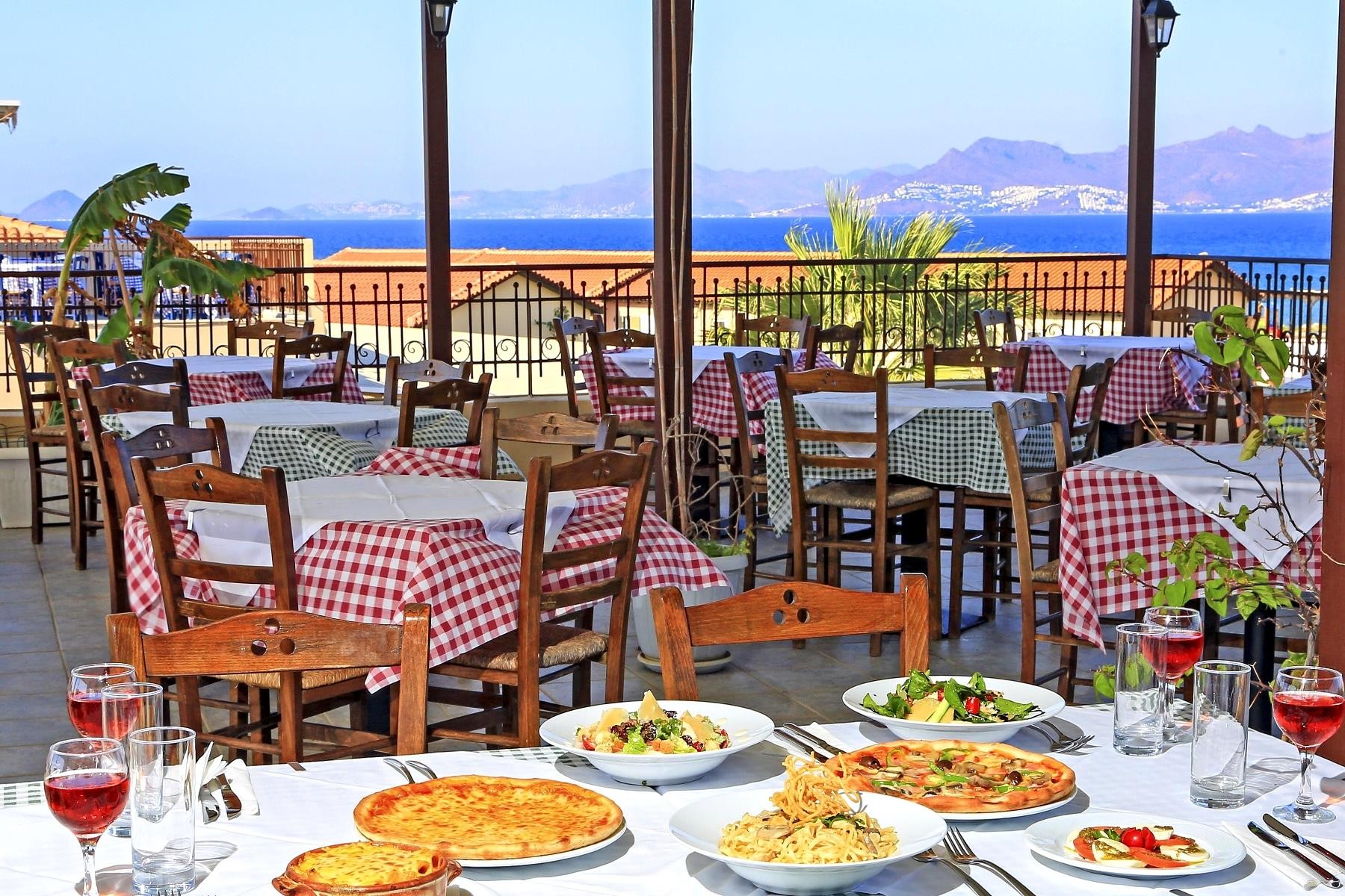 White Olive Marine Aquapark 37