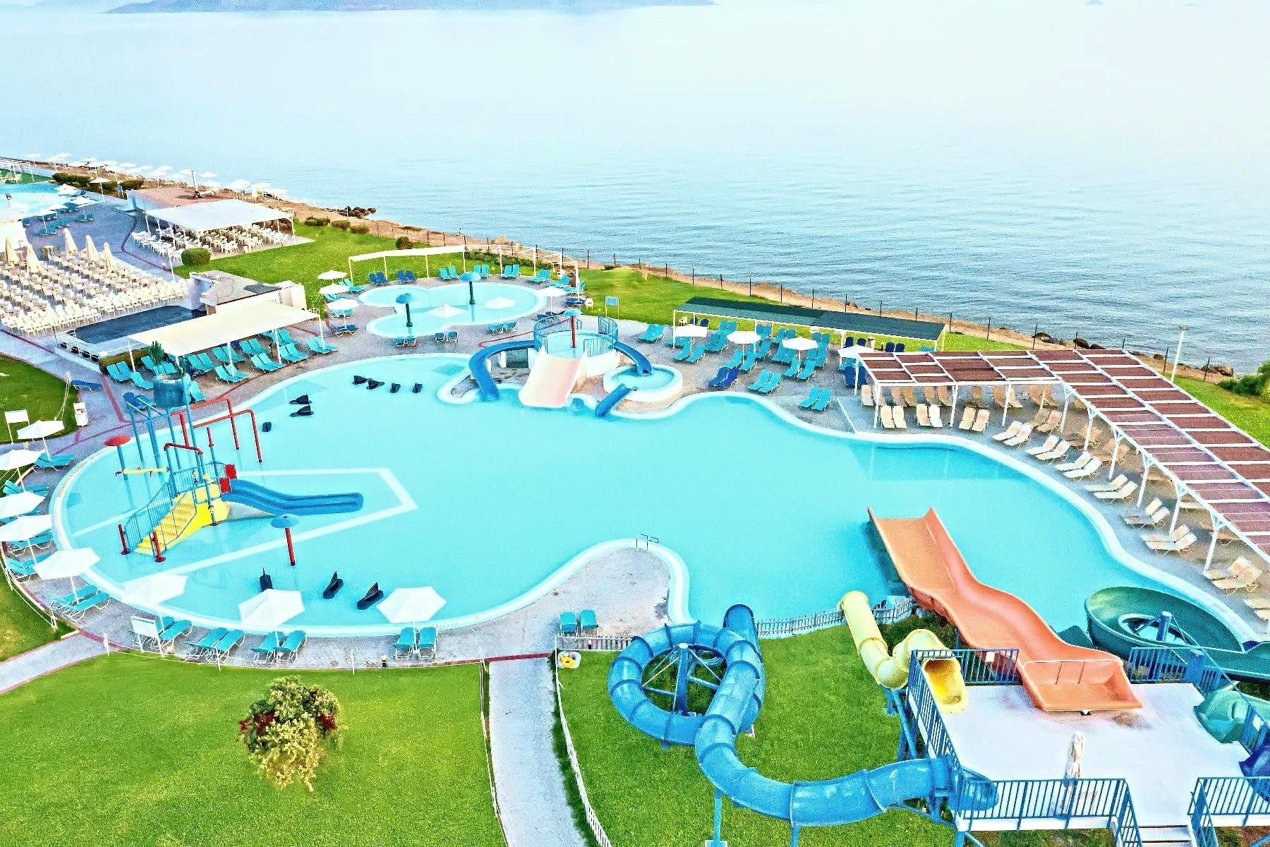 White Olive Marine Aquapark 6