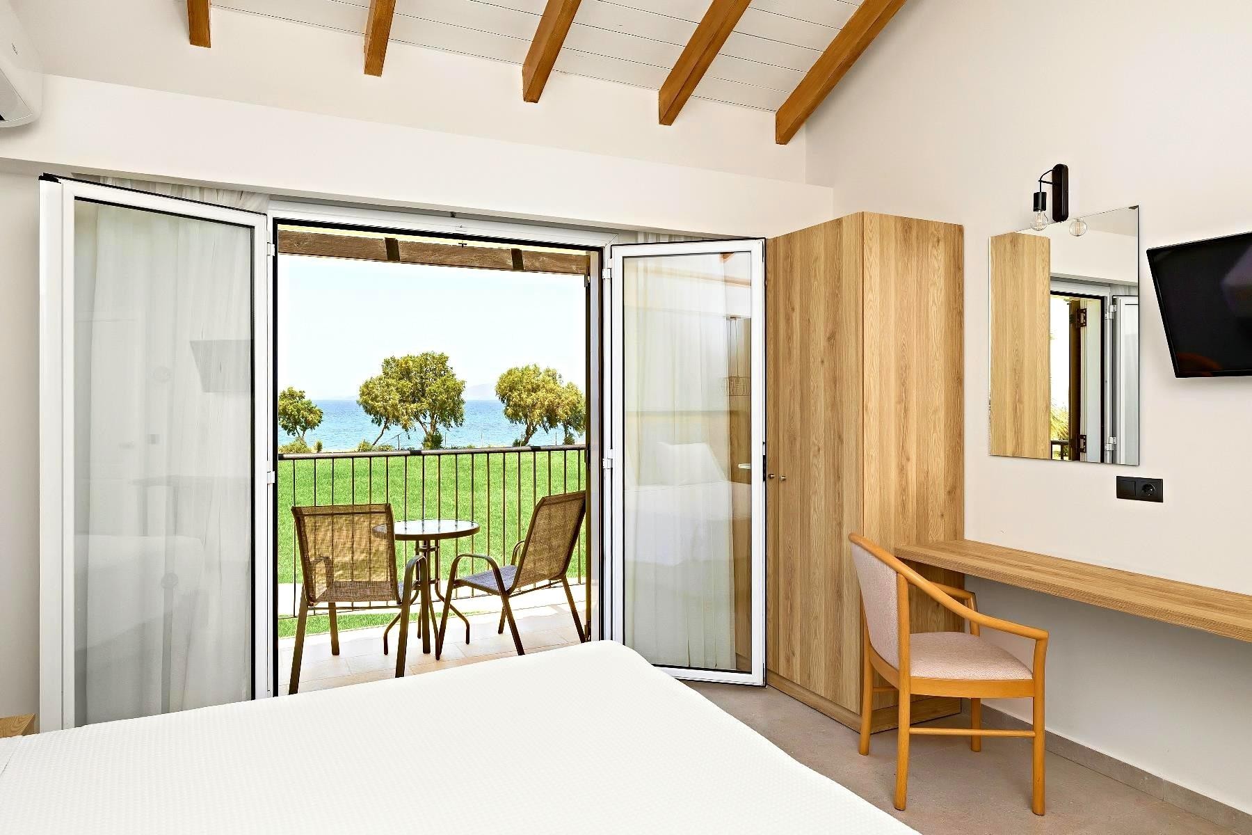 White Olive Marine Aquapark 10