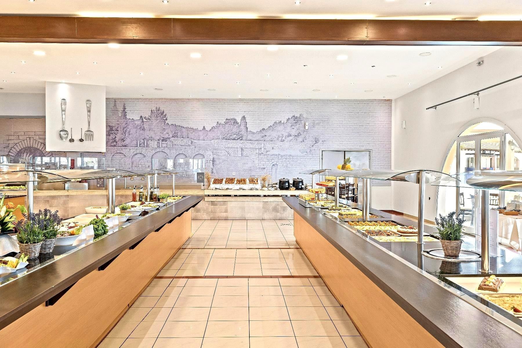 White Olive Marine Aquapark 21