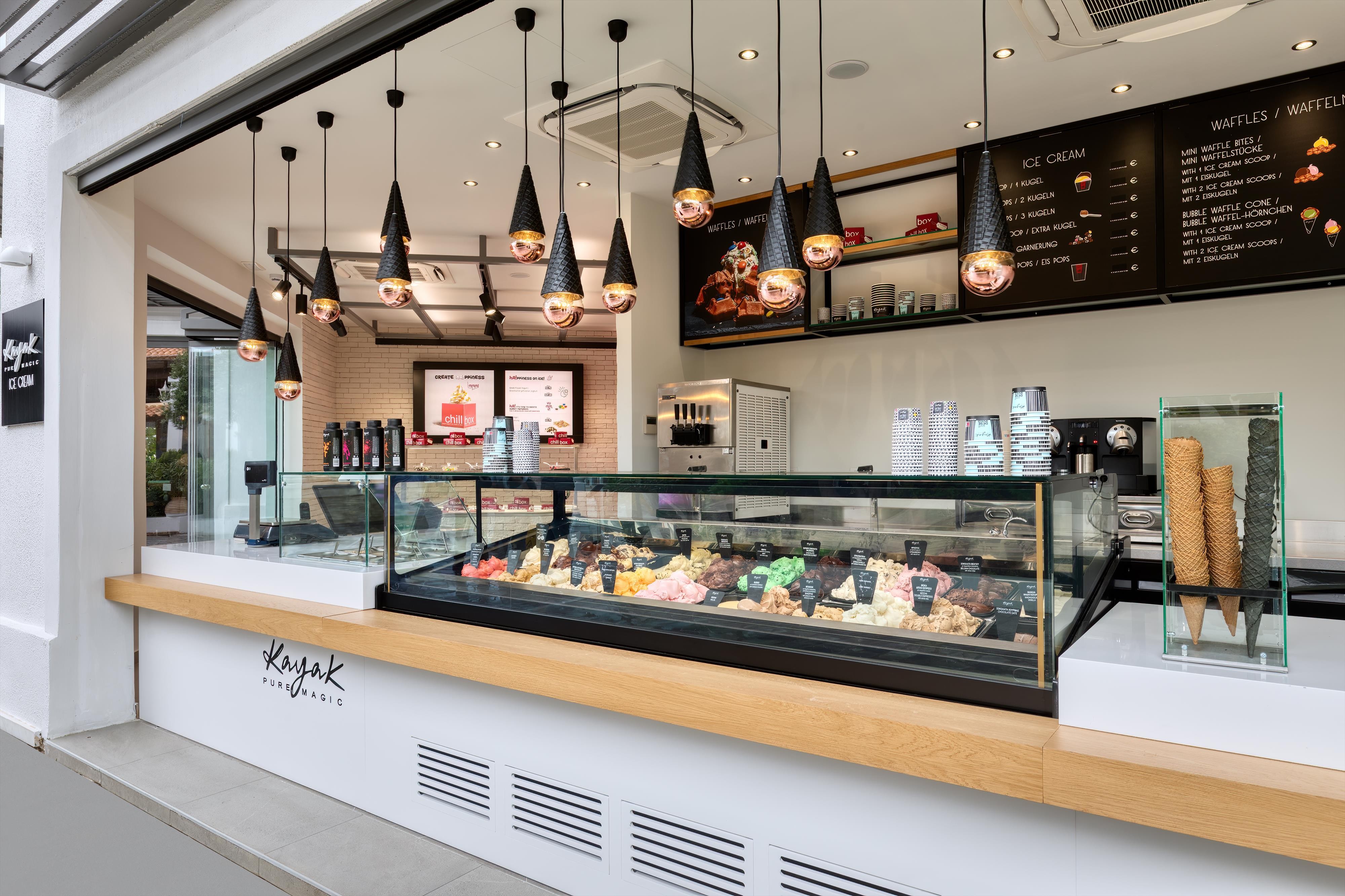 Neptune Luxury Resort 19