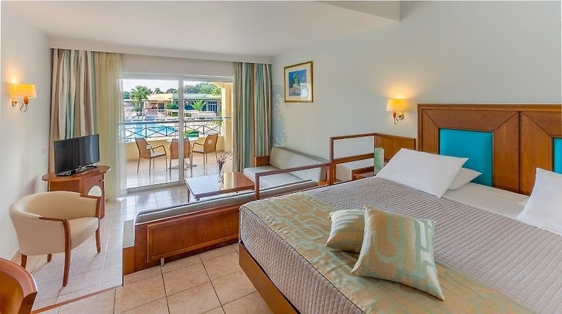 Kipriotis Maris Suites 13