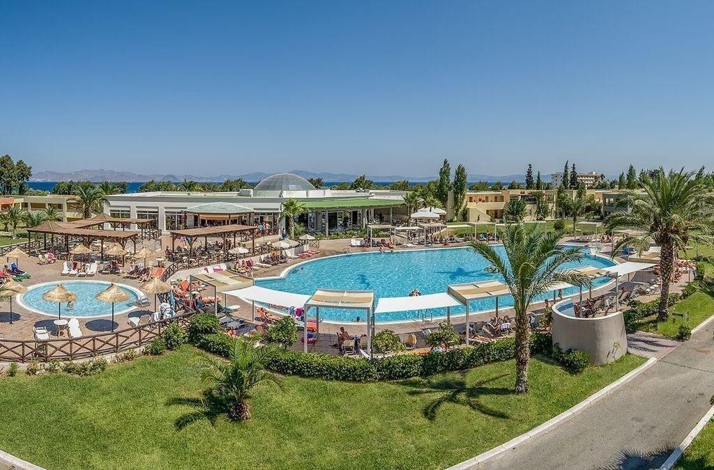 Kipriotis Maris Suites