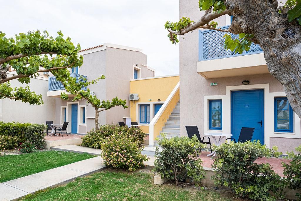 Emerald by Azul Collection 31