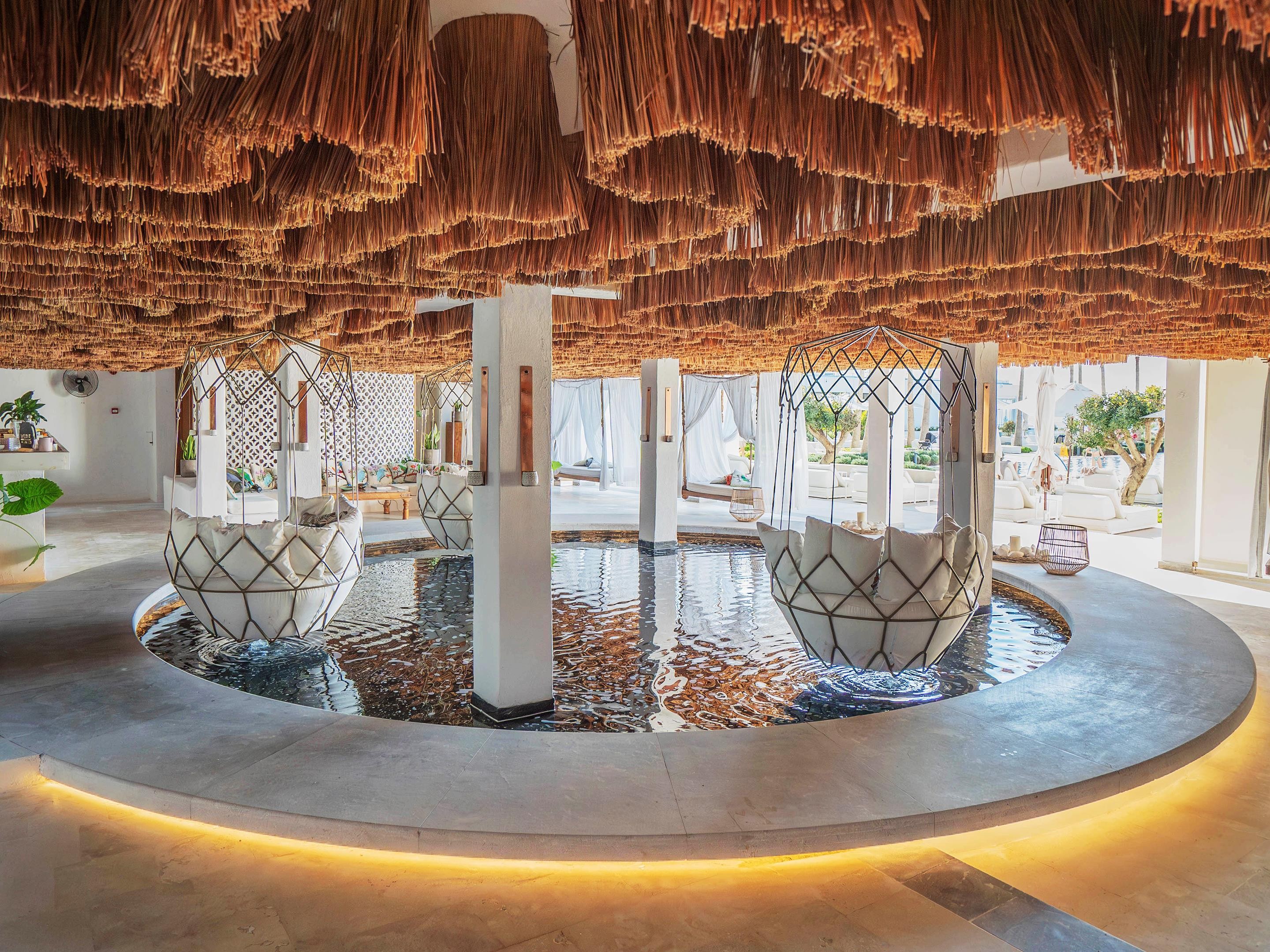 Grecotel LUX ME White Palace 20