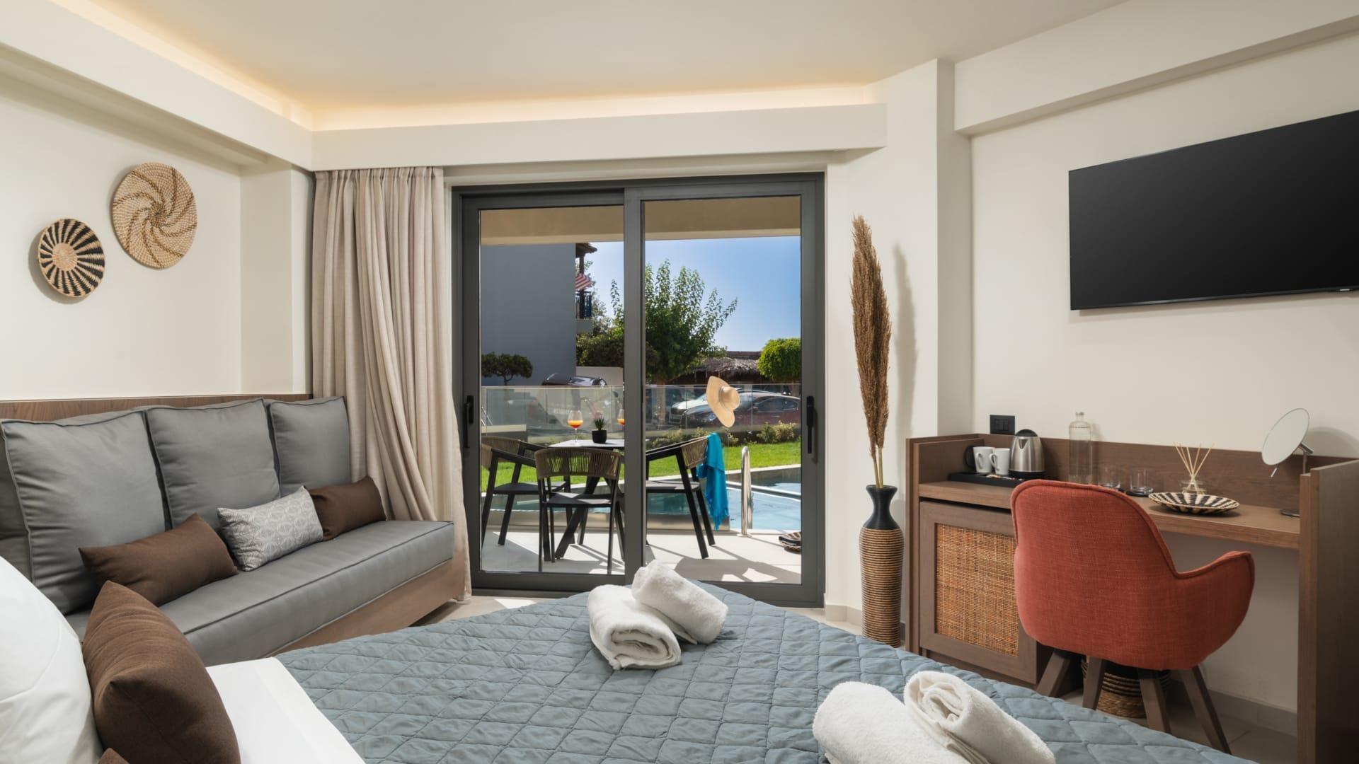 Elia Agia Marina Resort 7