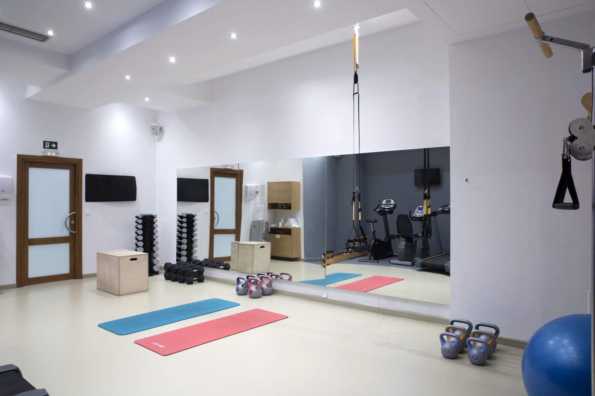 Thalassa Beach Resort 9