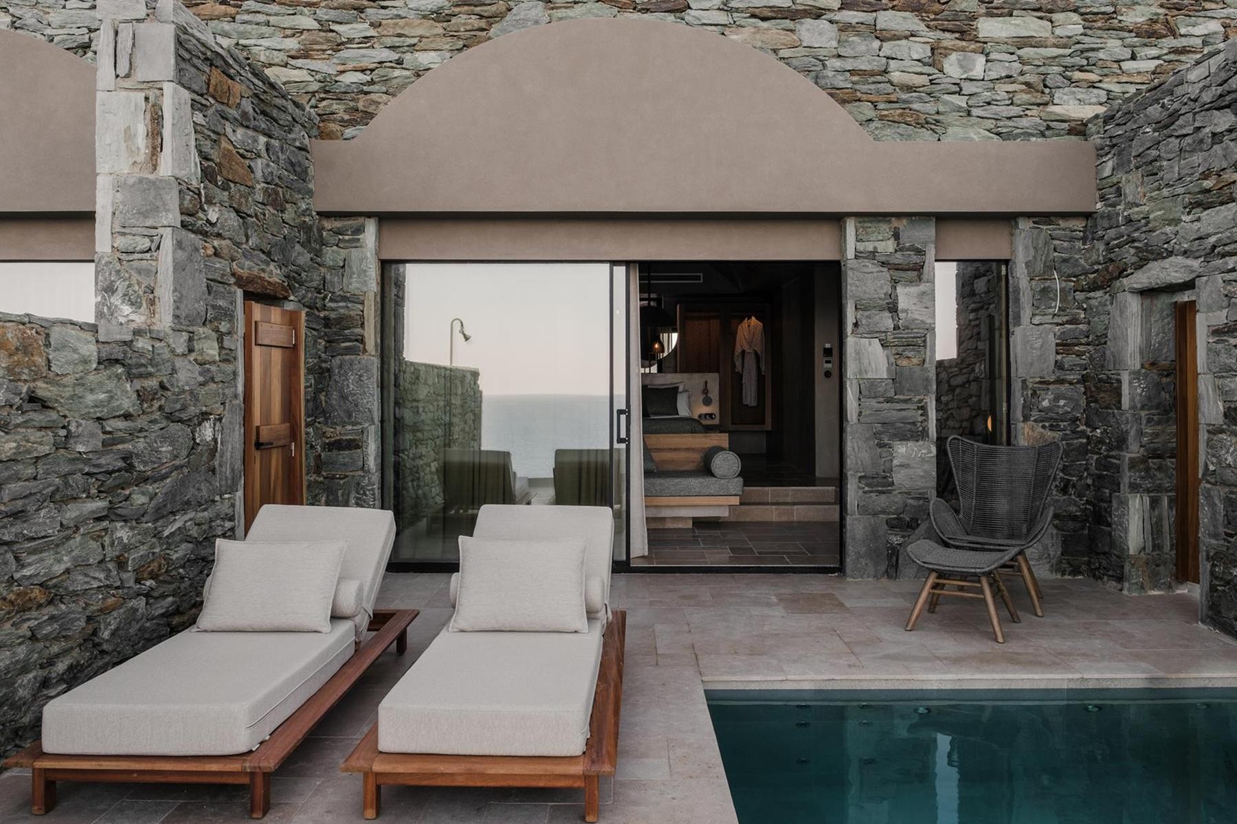 Acro Suites - A Wellbeing Resort 6